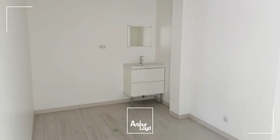 Locaux commerciaux - Location - AUBAGNE - 13400 - 76-152.5 - 7743069