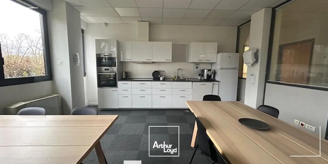 Locaux d'activité & Entrepôts - Vente - CHAPONOST - 69630 - 3198-3198 - 7743201