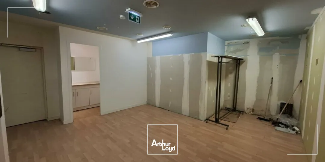 Locaux commerciaux - Location - CLERMONT FERRAND - 63000 - 95-95 - 7743354