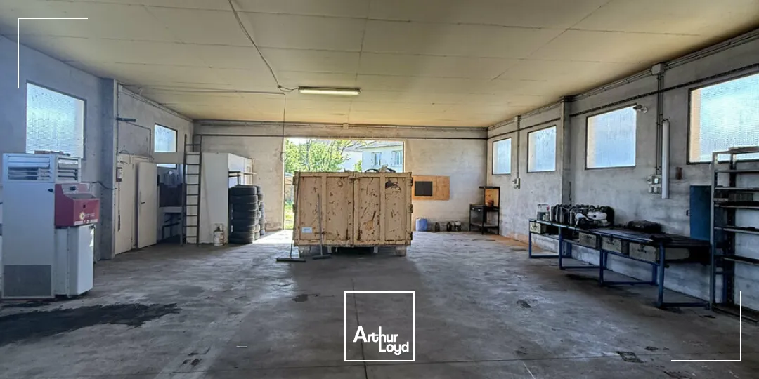 Locaux d'activité & Entrepôts - Location - MALEMORT - 19360 - 180-180 - 7743404