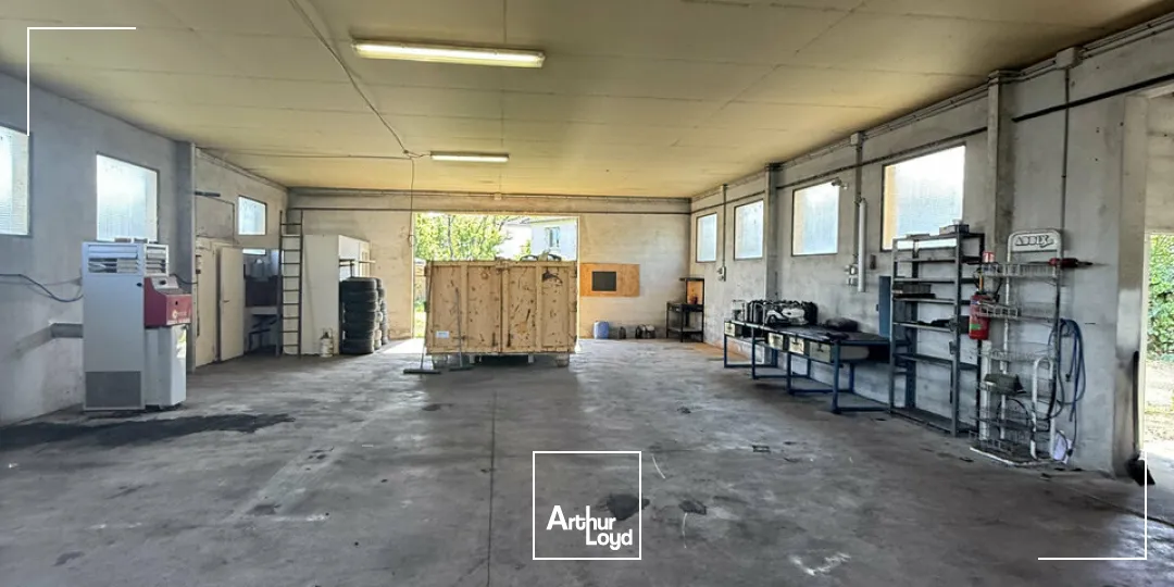 Locaux d'activité & Entrepôts - Location - MALEMORT - 19360 - 180-180 - 7743413