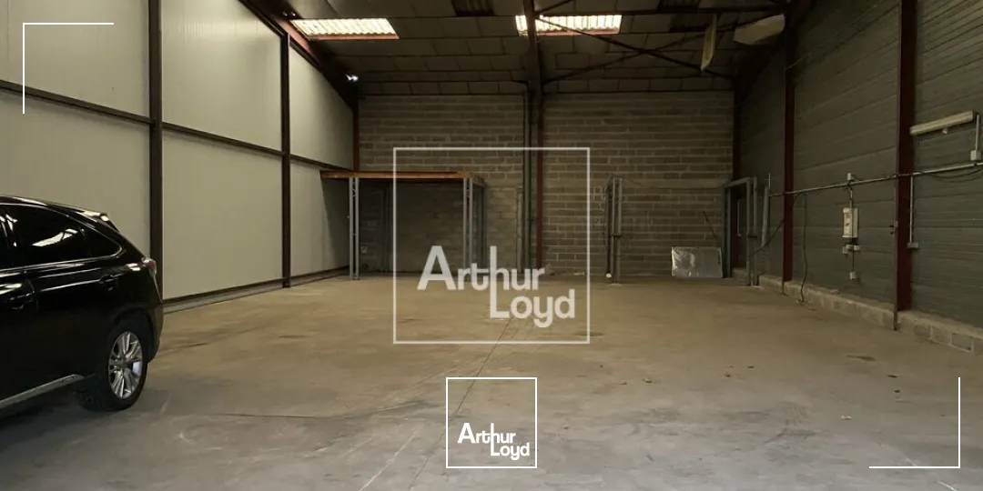 Locaux d'activité & Entrepôts - Vente - MOISSY CRAMAYEL - 77550 - 245-245 - 7743451