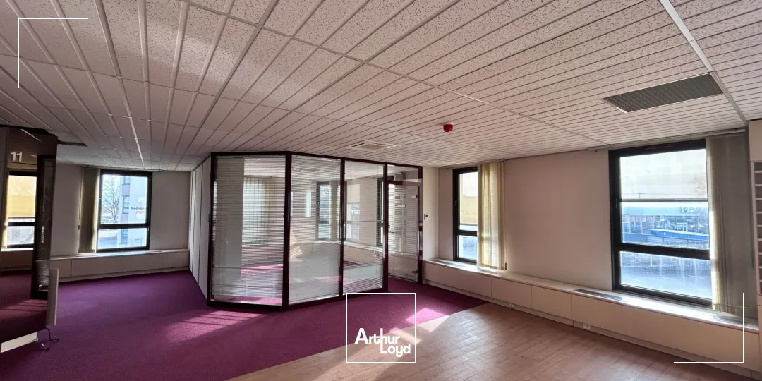 Bureaux - Vente - VIRIAT - 01440 - 702-702 - 7743771