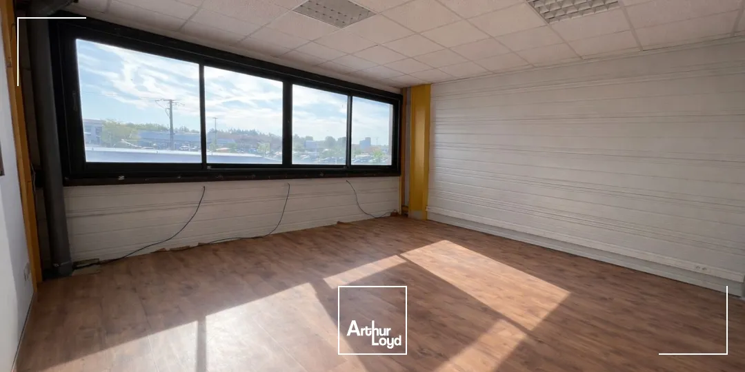 Locaux commerciaux - Location - FEURS - 42110 - 305-305 - 7743912