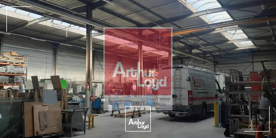 Locaux d'activité & Entrepôts - Vente - SAINT-JULIEN-LES-VILLAS - 10800 - 1115-1115 - 7744407