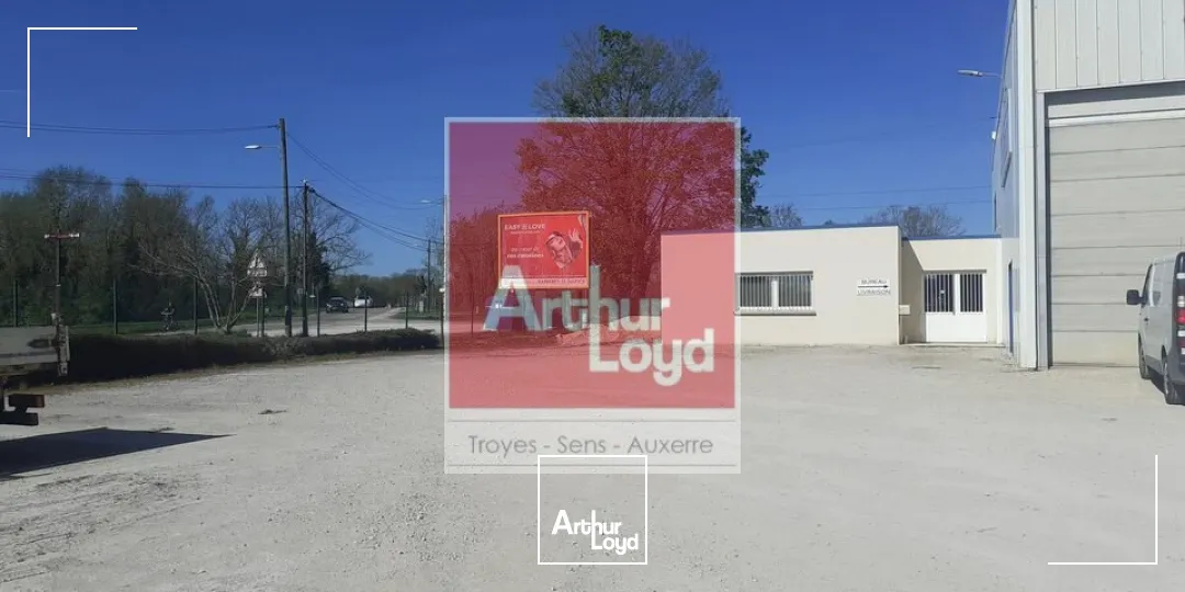 Locaux d'activité & Entrepôts - Vente - SAINT-JULIEN-LES-VILLAS - 10800 - 1115-1115 - 7744404