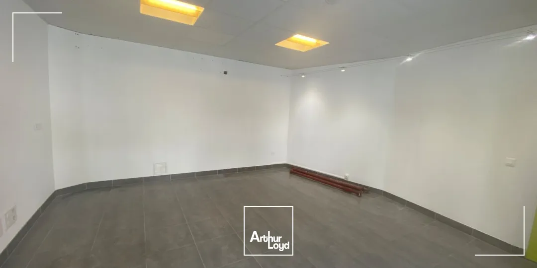 Locaux commerciaux - Vente - ARLES - 13200 - 220-220 - 7744436