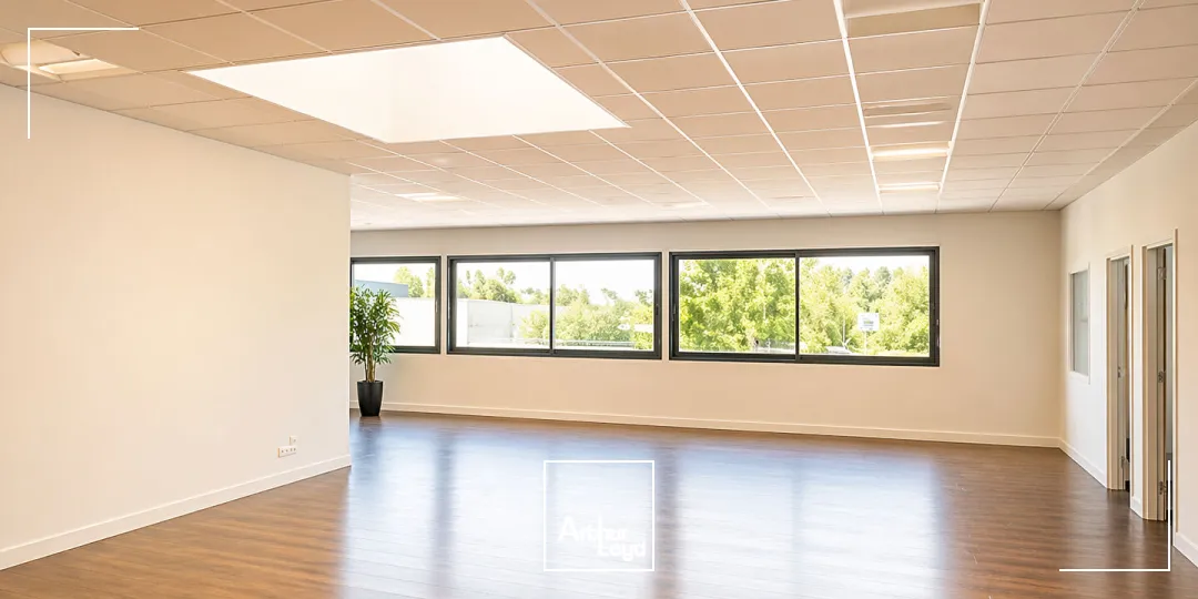 Bureaux - Location - Saintes - 17100 - 600-600 - 7744993