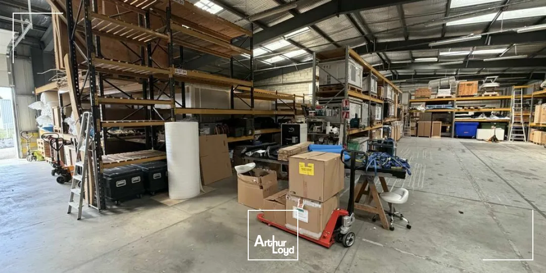 Locaux d'activité & Entrepôts - Location - VALENCE - 26000 - 800-800 - 7746039