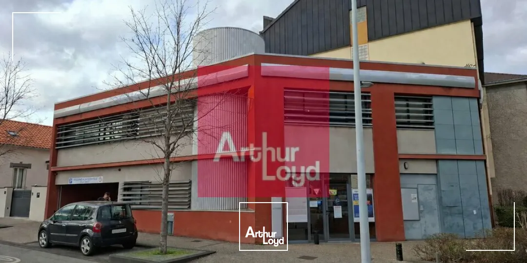 Locaux commerciaux - Location - CLERMONT-FERRAND - 63000 - 261-261 - 7746046