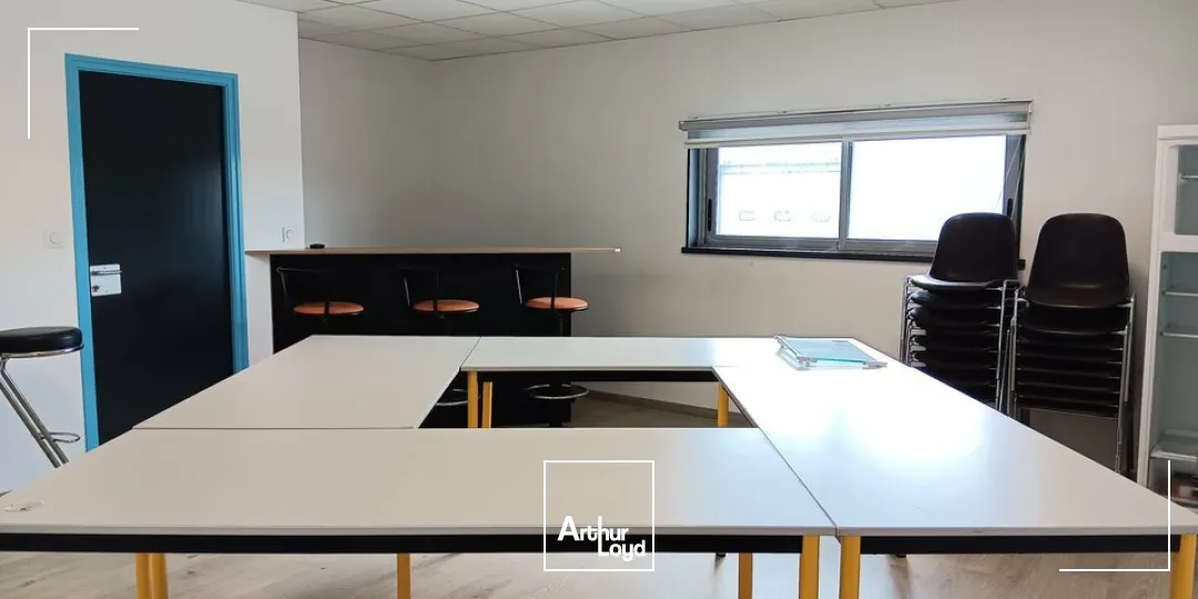 Locaux d'activité & Entrepôts - Location - L'OIE - 85140 - 678-678 - 7746148