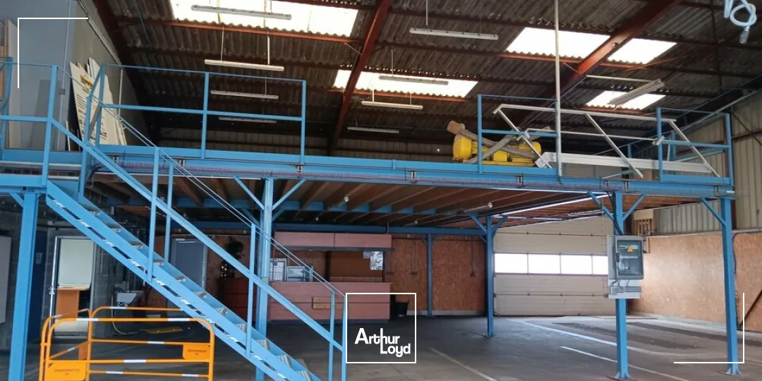 Locaux d'activité & Entrepôts - Location - L'OIE - 85140 - 678-678 - 7746145