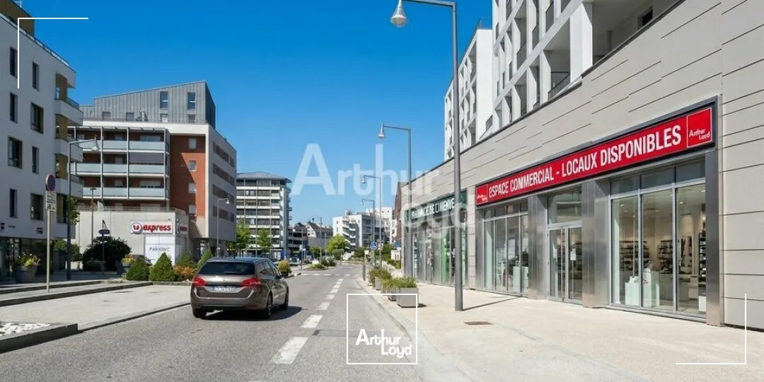 Locaux commerciaux - Location - MEYTHET - 74960 - 77.1-77.1 - 7746360
