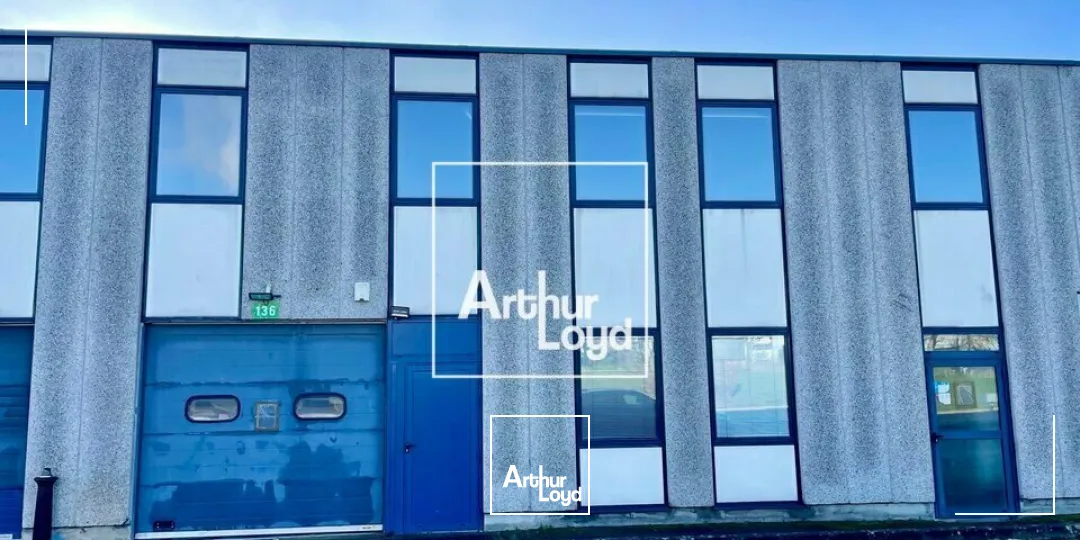 Locaux d'activité & Entrepôts - Location - VAUX-LE-PENIL - 77000 - 460-460 - 7747031