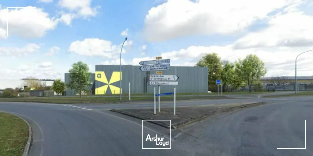 Locaux d'activité & Entrepôts - Location - CHASSENEUIL-DU-POITOU - 86360 - 412-412 - 7747046