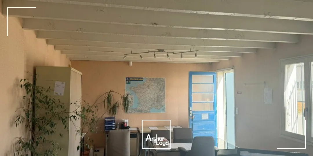 Locaux d'activité & Entrepôts - Location - SAINT-GERMAIN-DU-PUY - 18390 - 400-400 - 7747098