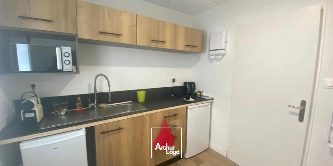 Bureaux - Vente - EYGUIERES - 13430 - 86.3-207.7 - 7747135