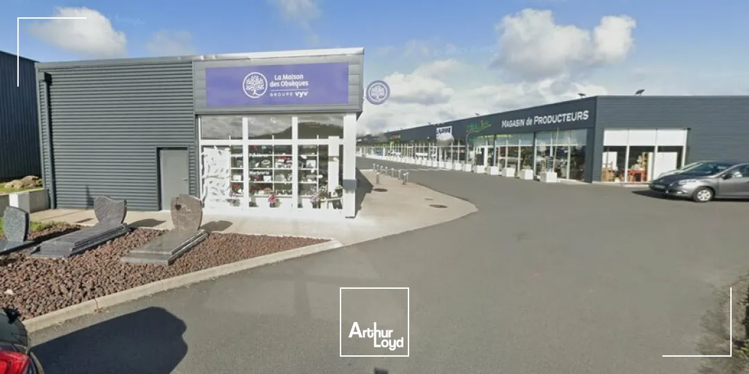 Locaux commerciaux - Location - SAINT-POURCAIN-SUR-SIOULE - 03500 - 85-85 - 7747145