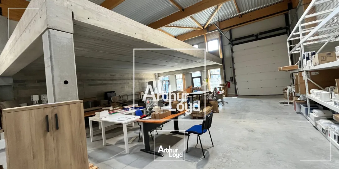 Locaux d'activité & Entrepôts - Location - GALLARGUES LE MONTUEUX - 30660 - 719.5-719.5 - 7747167
