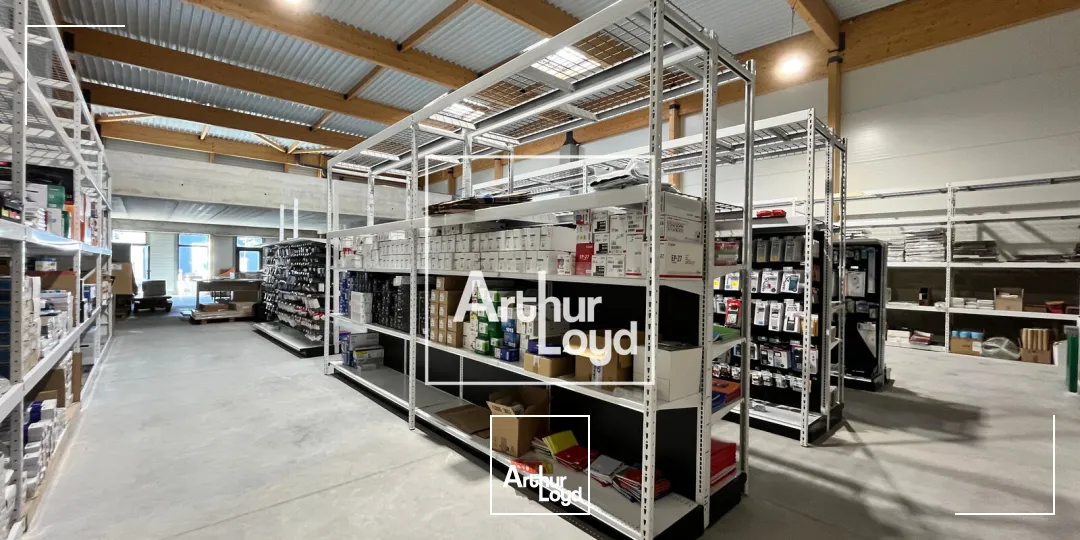 Locaux d'activité & Entrepôts - Location - GALLARGUES LE MONTUEUX - 30660 - 719.5-719.5 - 7747168