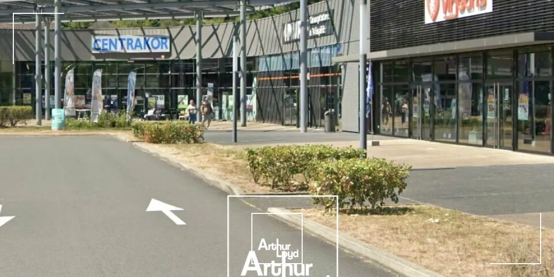 Locaux commerciaux - Location - MALEMORT - 19360 - 775-775 - 7747957