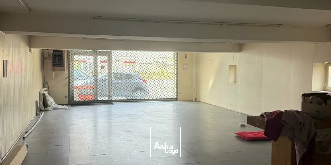 Locaux commerciaux - Location - SARLAT-LA-CANÉDA - 24200 - 105.5-105.5 - 7747984