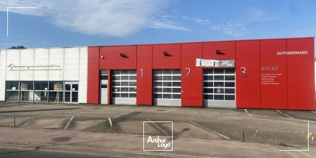 Locaux commerciaux - Location - MONTCEAU-LES-MINES - 71300 - 780-780 - 7747988