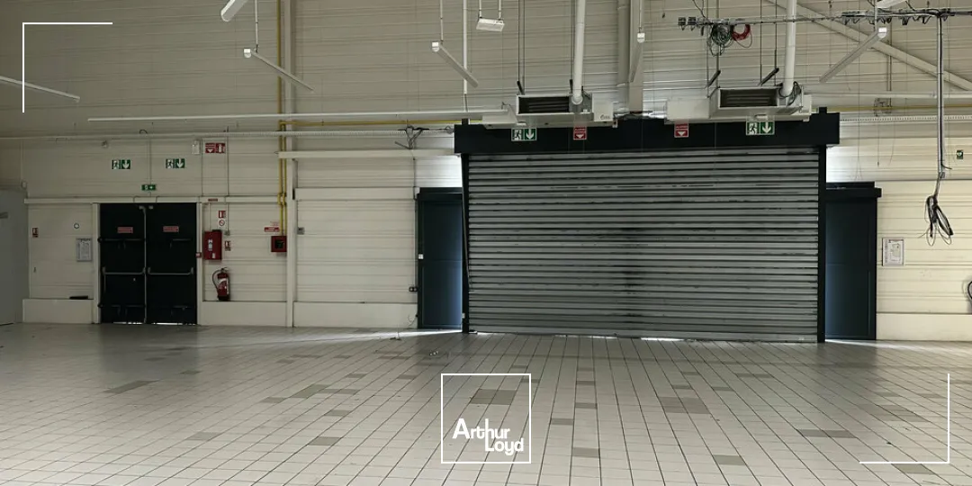 Locaux commerciaux - Location - SAINT-GERMAIN-DU-PUY - 18390 - 1743-1743 - 7748089