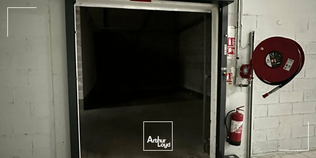 Locaux commerciaux - Location - SAINT-GERMAIN-DU-PUY - 18390 - 1743-1743 - 7748091