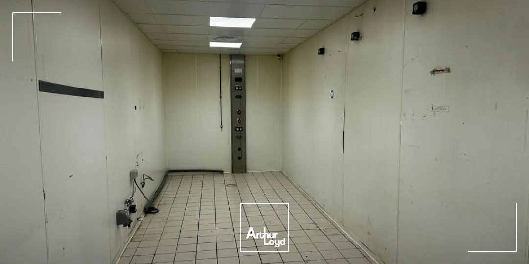 Locaux commerciaux - Location - SAINT-GERMAIN-DU-PUY - 18390 - 1743-1743 - 7748092