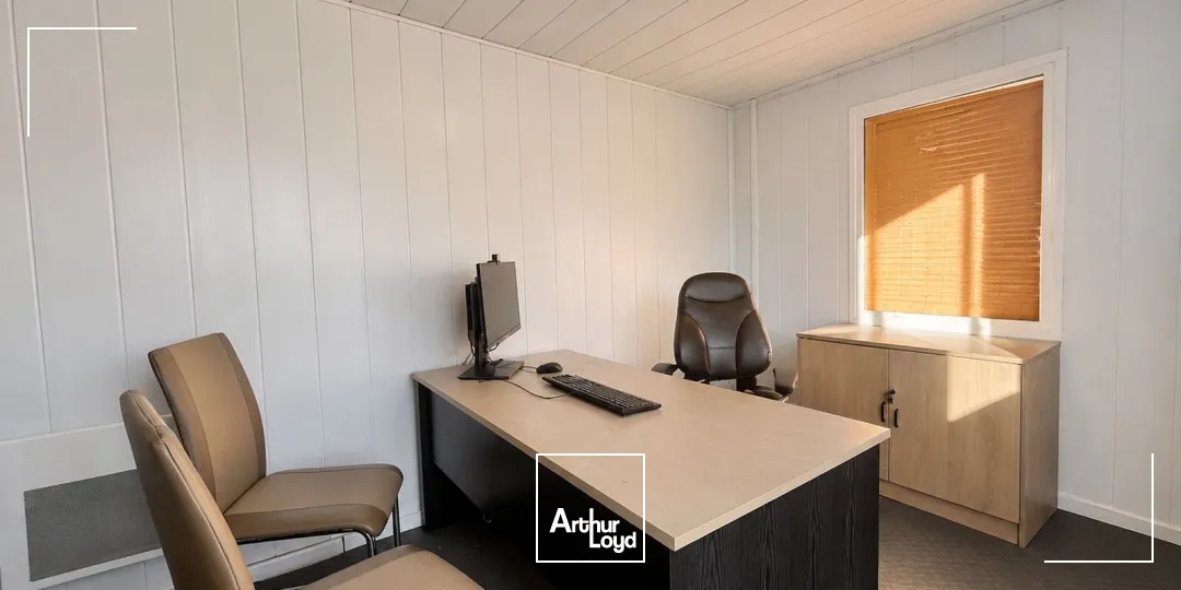 Locaux d'activité & Entrepôts - Location - AIX EN PROVENCE - 13100 - 400-400 - 7748115