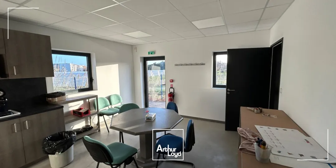 Locaux d'activité & Entrepôts - Location - SAINT CYPRIEN - 66750 - 1016-1016 - 7748548
