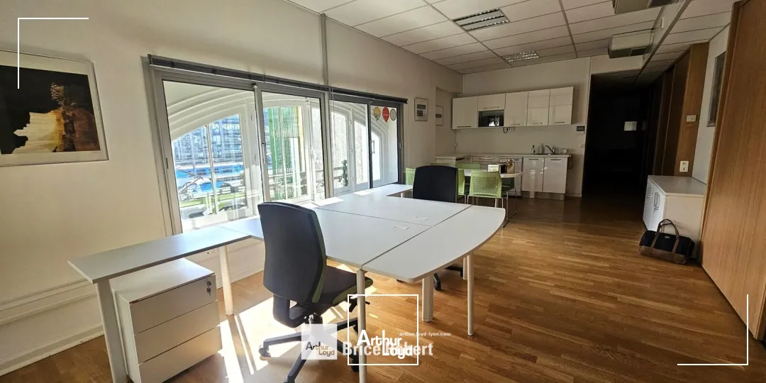 Bureaux - Location - LYON - 69006 - 125-822 - 7748818