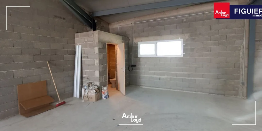 Locaux d'activité & Entrepôts - Location - SALON DE PROVENCE - 13300 - 270-270 - 7749242