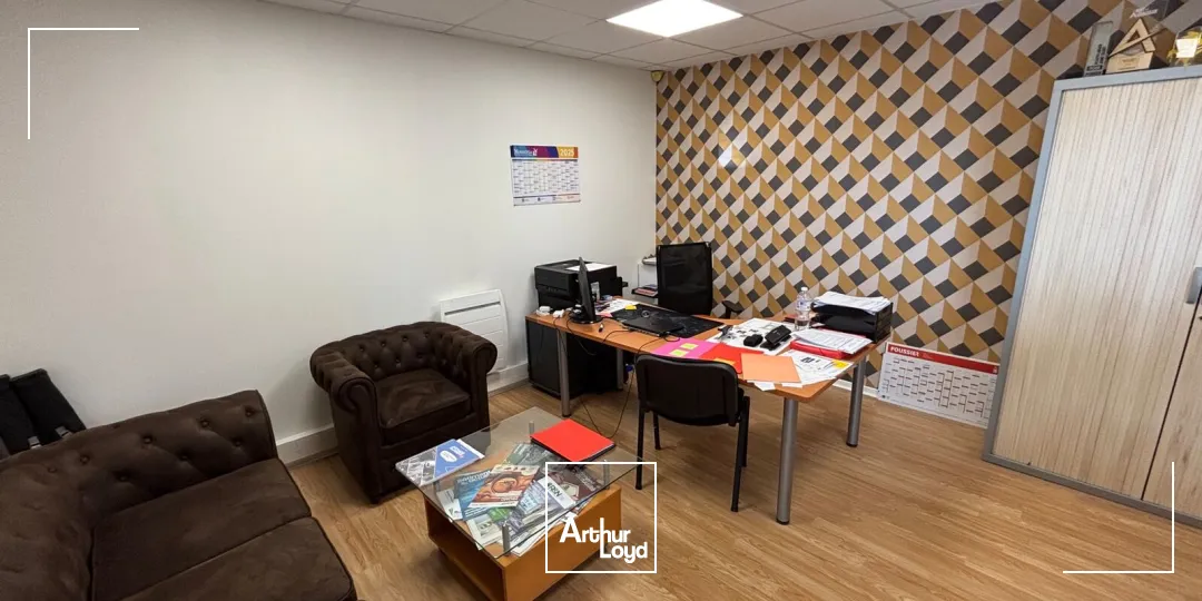 Locaux d'activité & Entrepôts - Location - SOTTEVILLE LES ROUEN - 76300 - 425-425 - 7749399