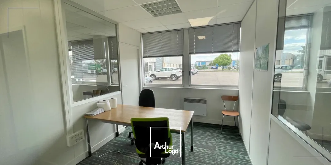 Locaux d'activité & Entrepôts - Location - SOTTEVILLE LES ROUEN - 76300 - 1738.8-1738.8 - 7749413