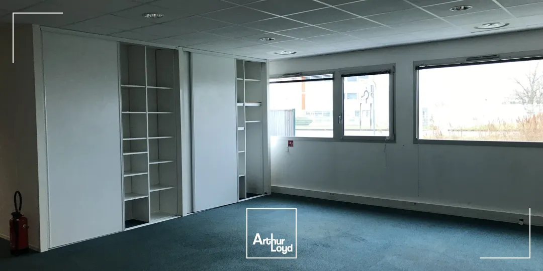 Bureaux - Location - MONTOIR DE BRETAGNE - 44550 - 81.97-81.97 - 7749526