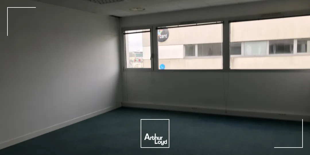 Bureaux - Location - MONTOIR DE BRETAGNE - 44550 - 81.97-81.97 - 7749521
