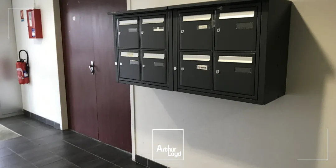 Bureaux - Location - MONTOIR DE BRETAGNE - 44550 - 81.97-81.97 - 7749523