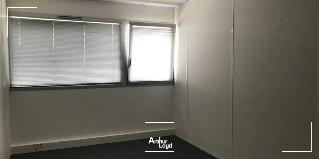 Bureaux - Location - MONTOIR DE BRETAGNE - 44550 - 81.97-81.97 - 7749525