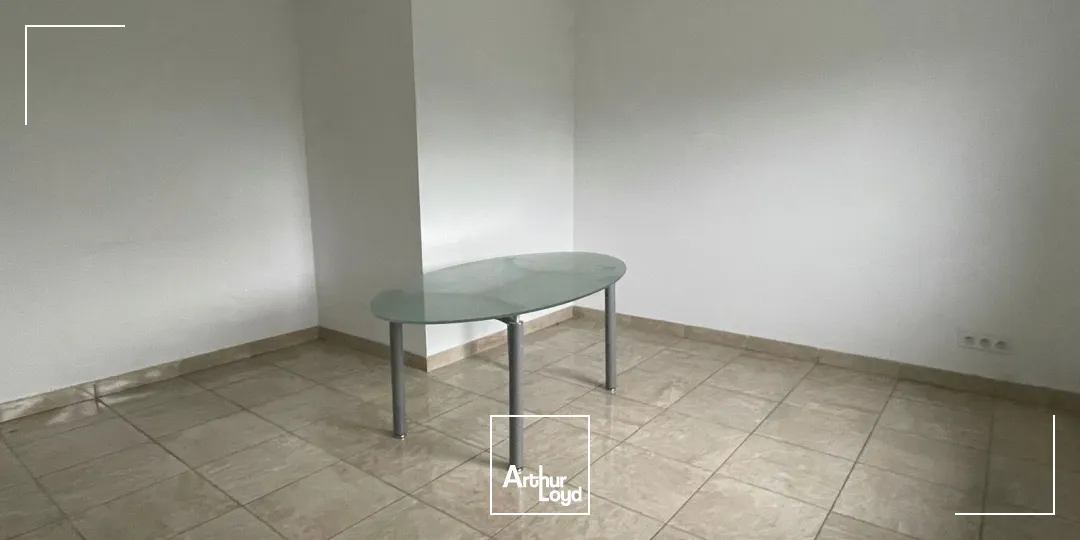 Locaux d'activité & Entrepôts - Location - GUICHAINVILLE - 27930 - 240-240 - 7749563