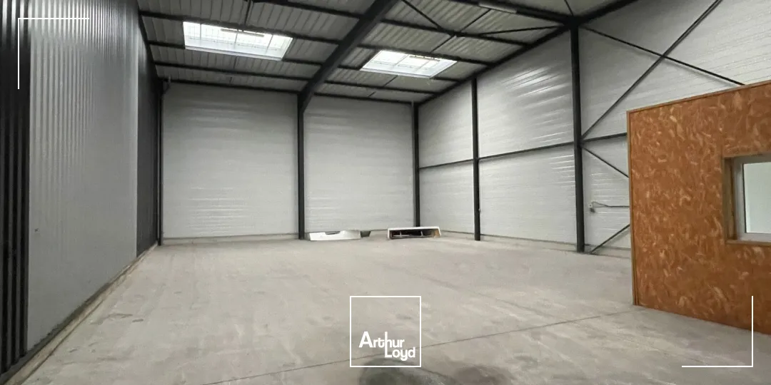 Locaux d'activité & Entrepôts - Location - GUICHAINVILLE - 27930 - 240-240 - 7749560