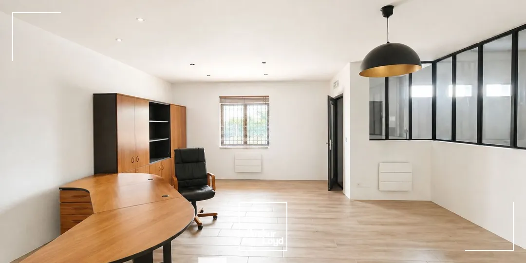 Locaux d'activité & Entrepôts - Location - BEAUVALLON - 69700 - 323-323 - 7749933