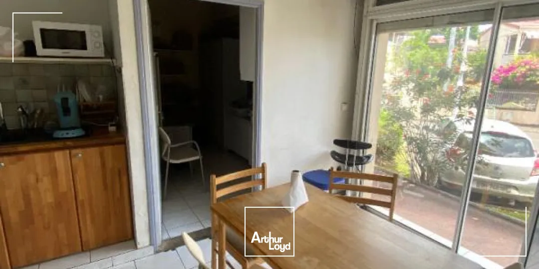 Locaux commerciaux - Location - Ducos - 97224 - 40-40 - 7750017