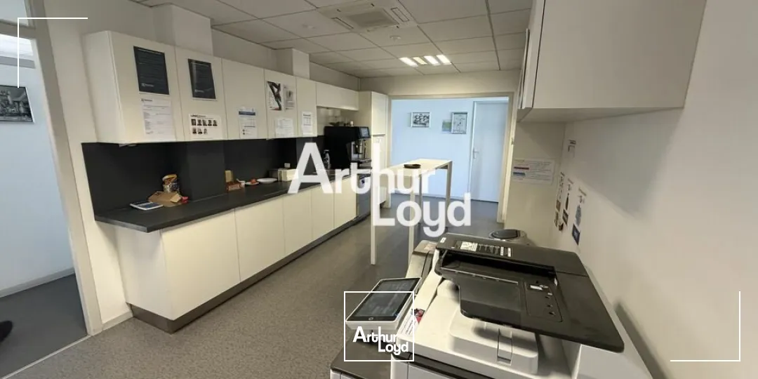 Locaux d'activité & Entrepôts - Location - CARROS - 06510 - 6400-6400 - 7751461