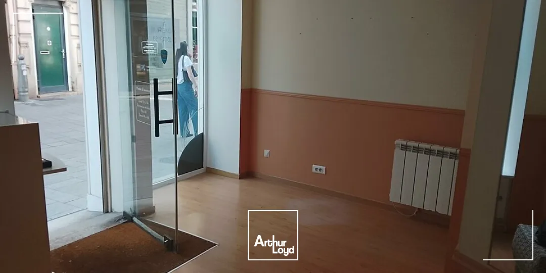 Locaux commerciaux - Location - CHALON SUR SAONE - 71100 - 70-70 - 7751477