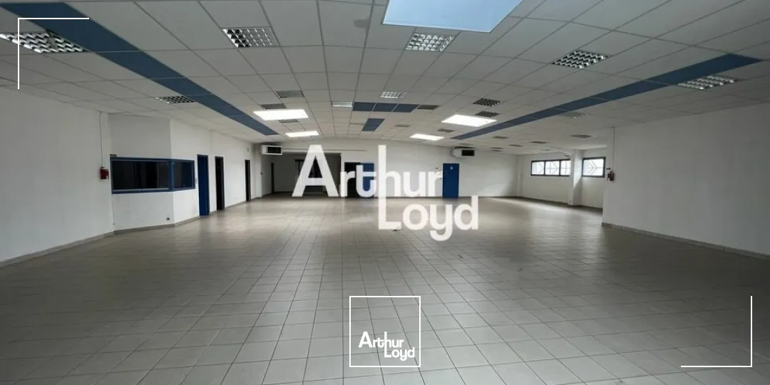 Locaux d'activité & Entrepôts - Location - SAINT JACQUES DE LA LANDE - 35136 - 1300-1300 - 7751517