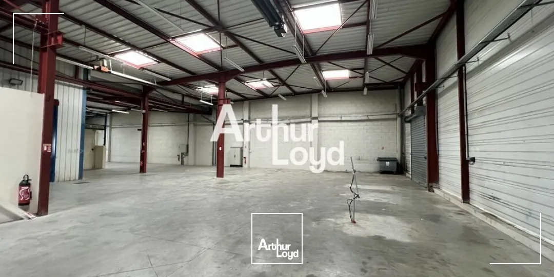 Locaux d'activité & Entrepôts - Location - SAINT JACQUES DE LA LANDE - 35136 - 1300-1300 - 7751516