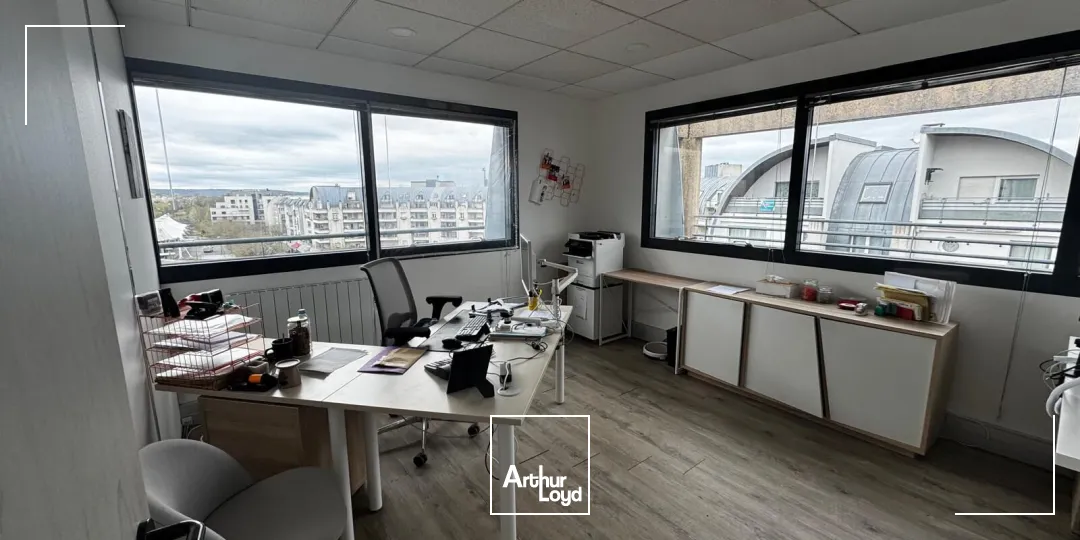 Bureaux - Vente - CERGY - 95800 - 69.4-69.4 - 7751870