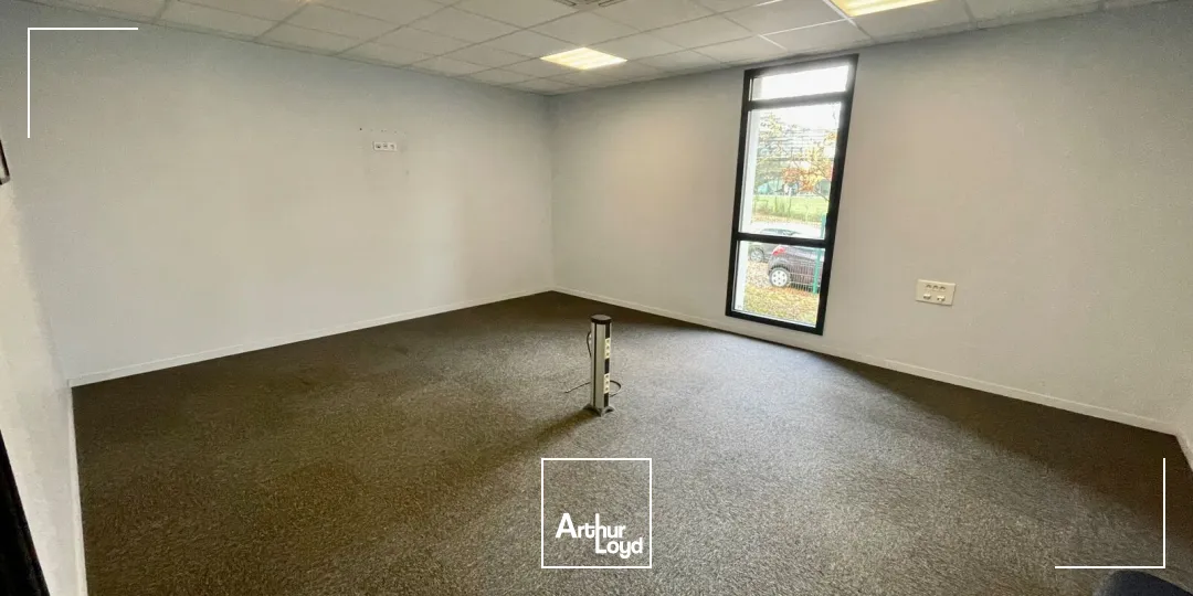 Bureaux - Location - SAINT ETIENNE DU ROUVRAY - 76800 - 27.1-172.9 - 7752695
